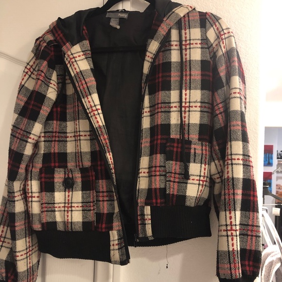 Jacket - Picture 2 of 4